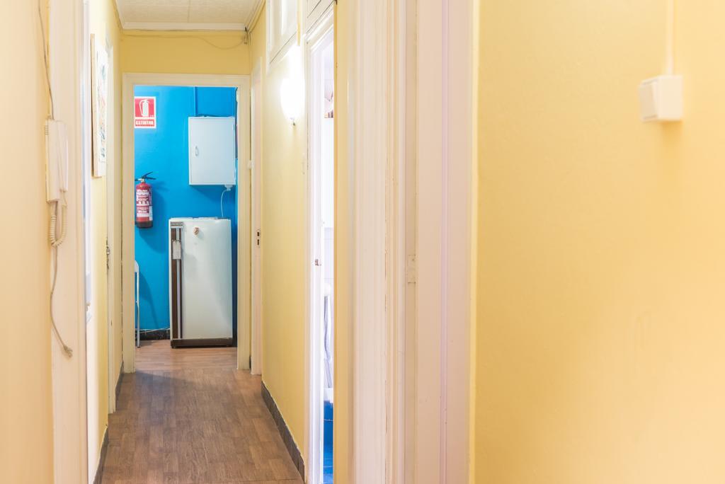 Hostel Turistic Castell Barcelona Zewnętrze zdjęcie