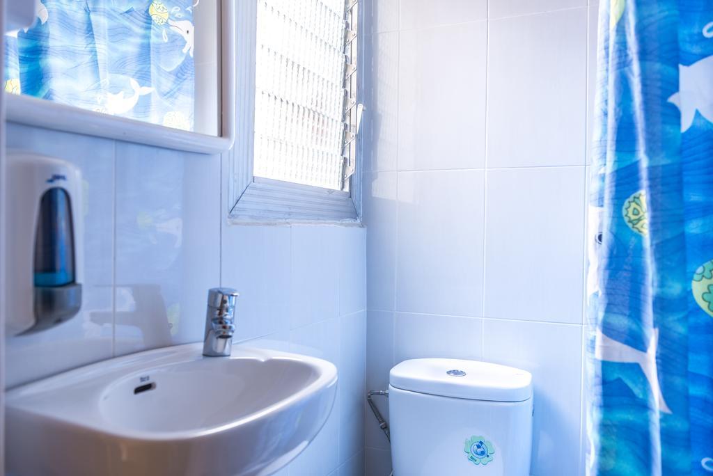Hostel Turistic Castell Barcelona Zewnętrze zdjęcie