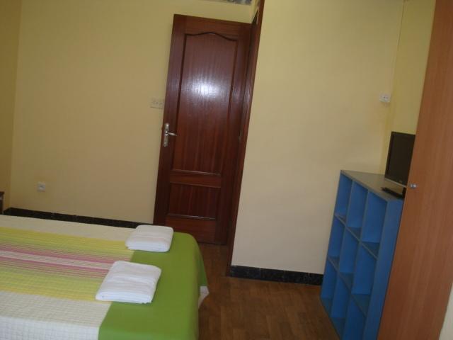 Hostel Turistic Castell Barcelona Zewnętrze zdjęcie